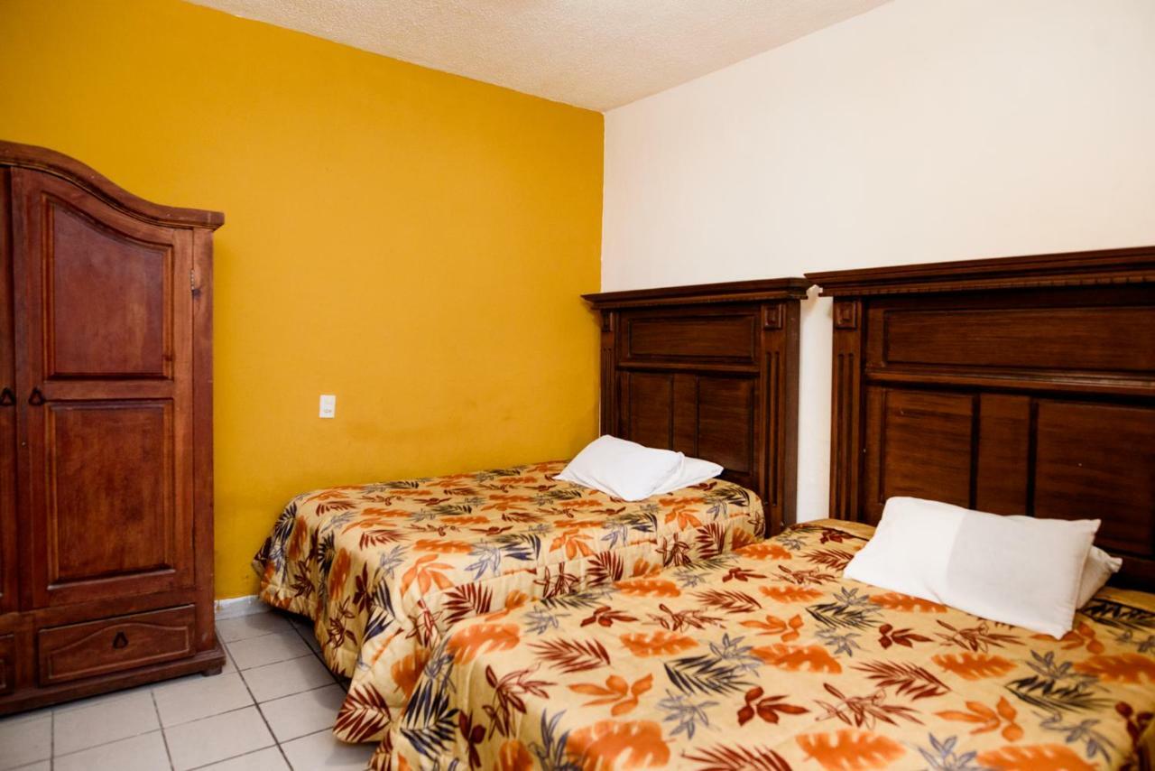 Hotel María Elena 2*
