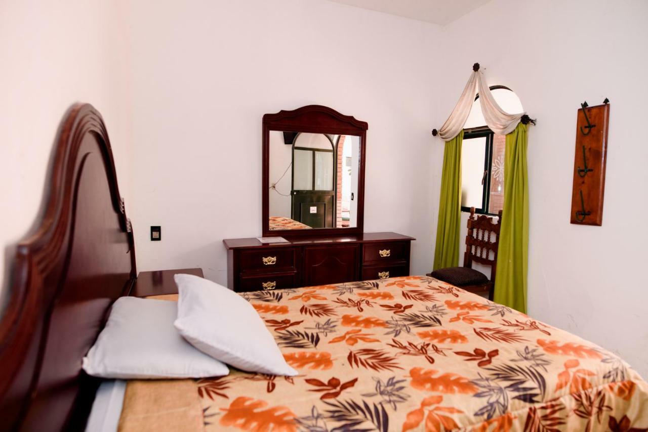 Hotel María Elena 2*